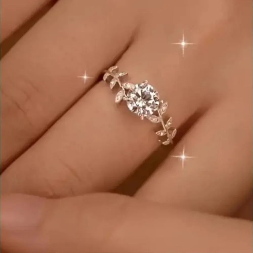 Ladies Graceful Lab Created Diamond Leaf Ring sz 8